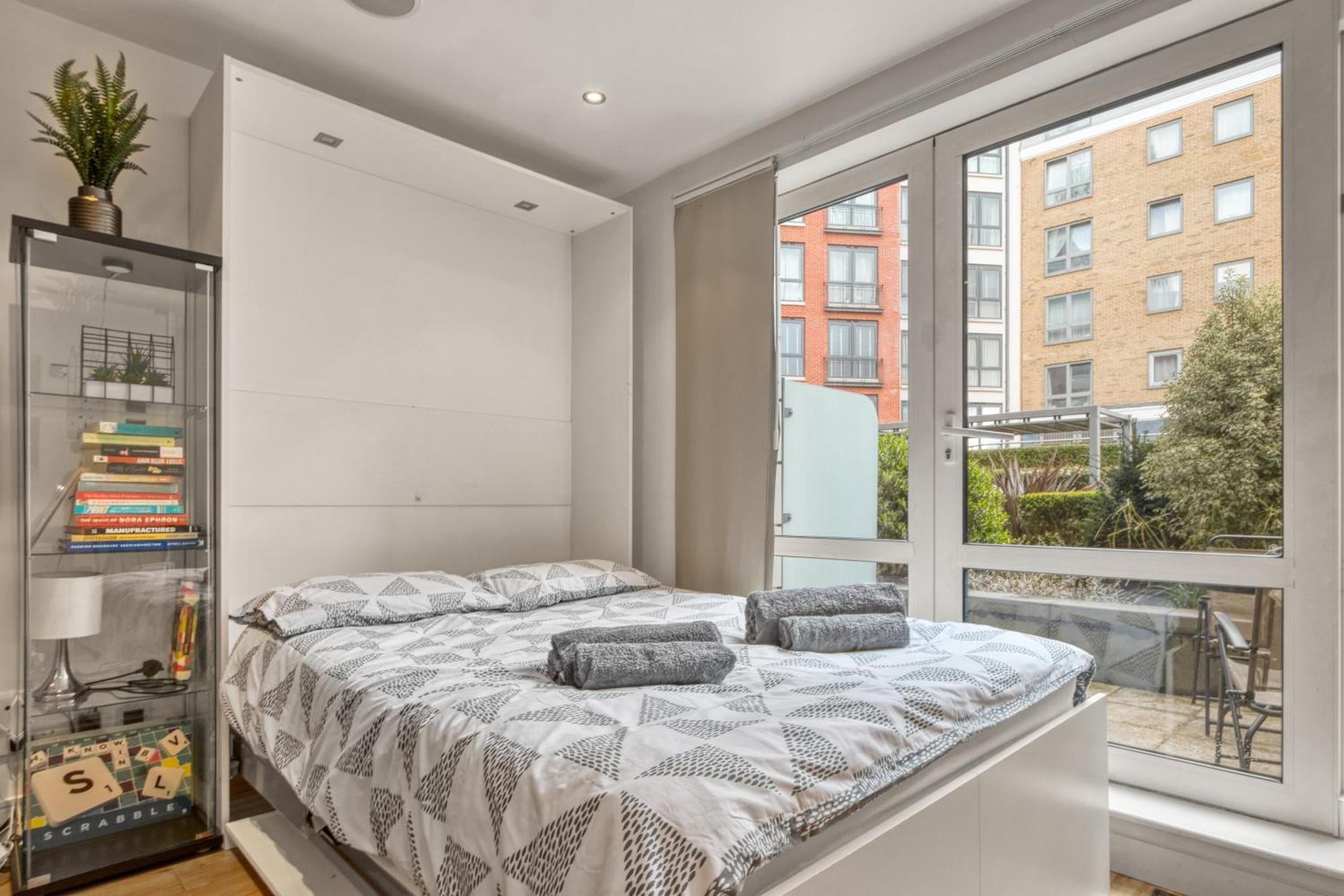 Modern Chic Studio Chelsea Apartment London Exterior photo
