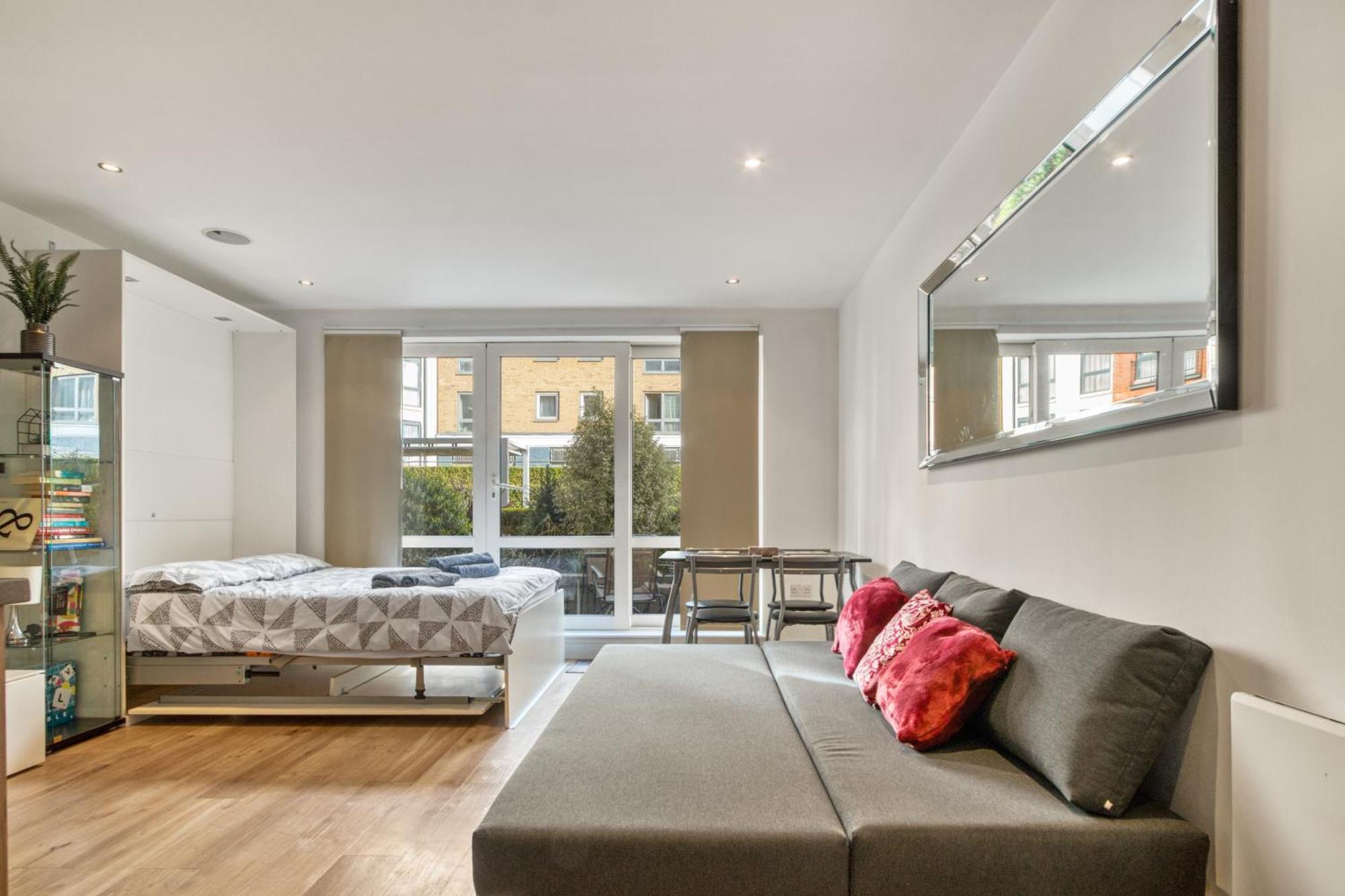 Modern Chic Studio Chelsea Apartment London Exterior photo